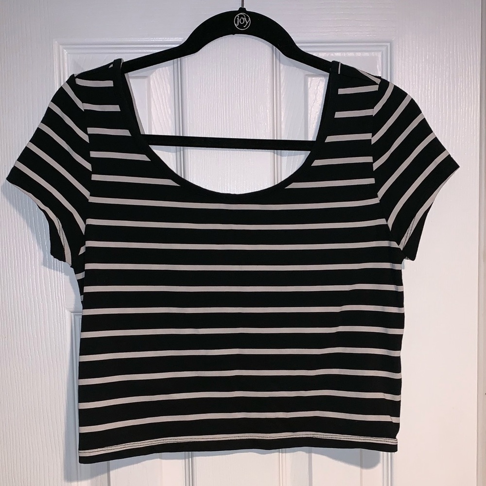 Mossimo large striped crop top -barely worn